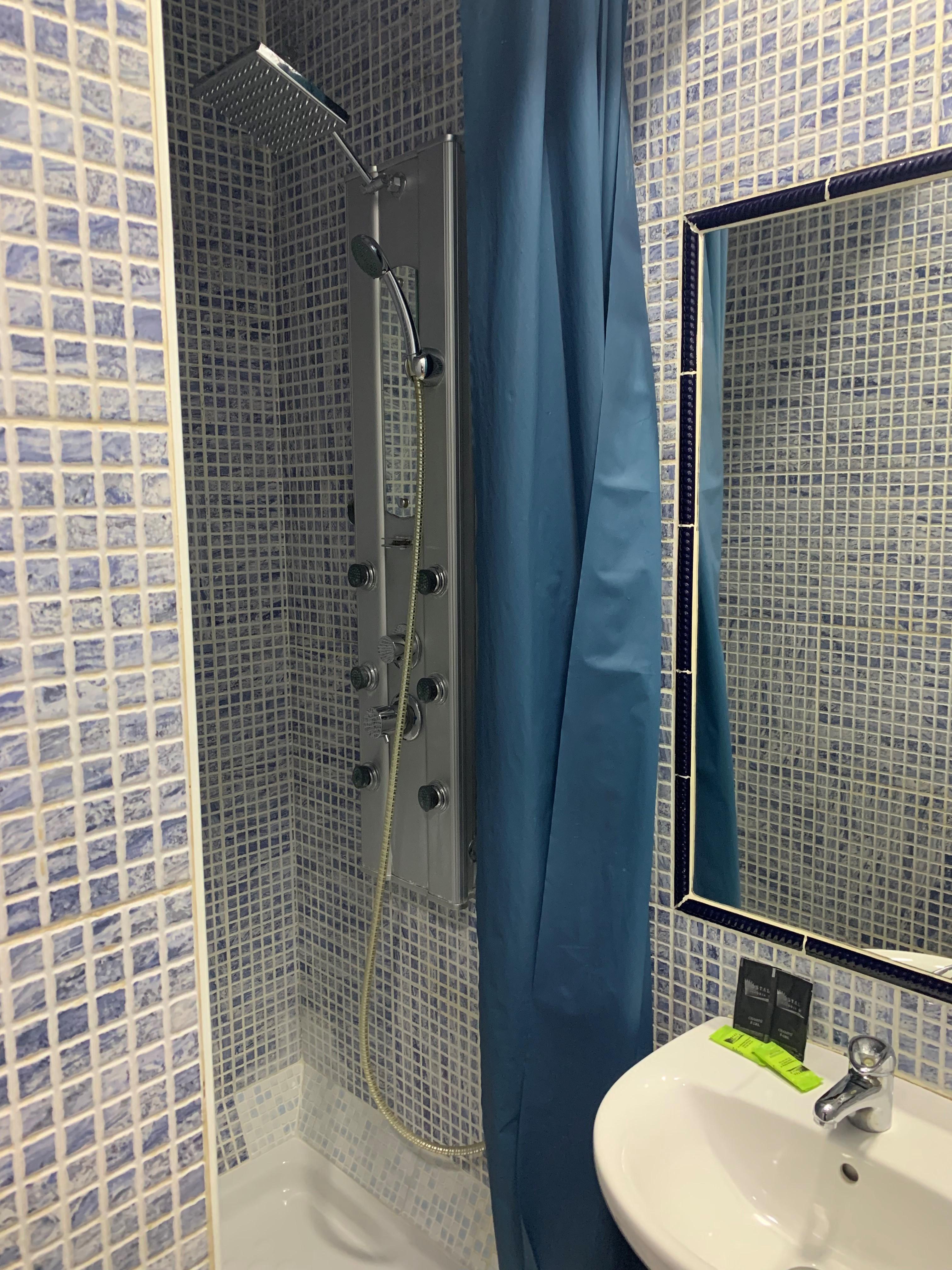 Hostal Alcobia Sevilla Dış mekan fotoğraf