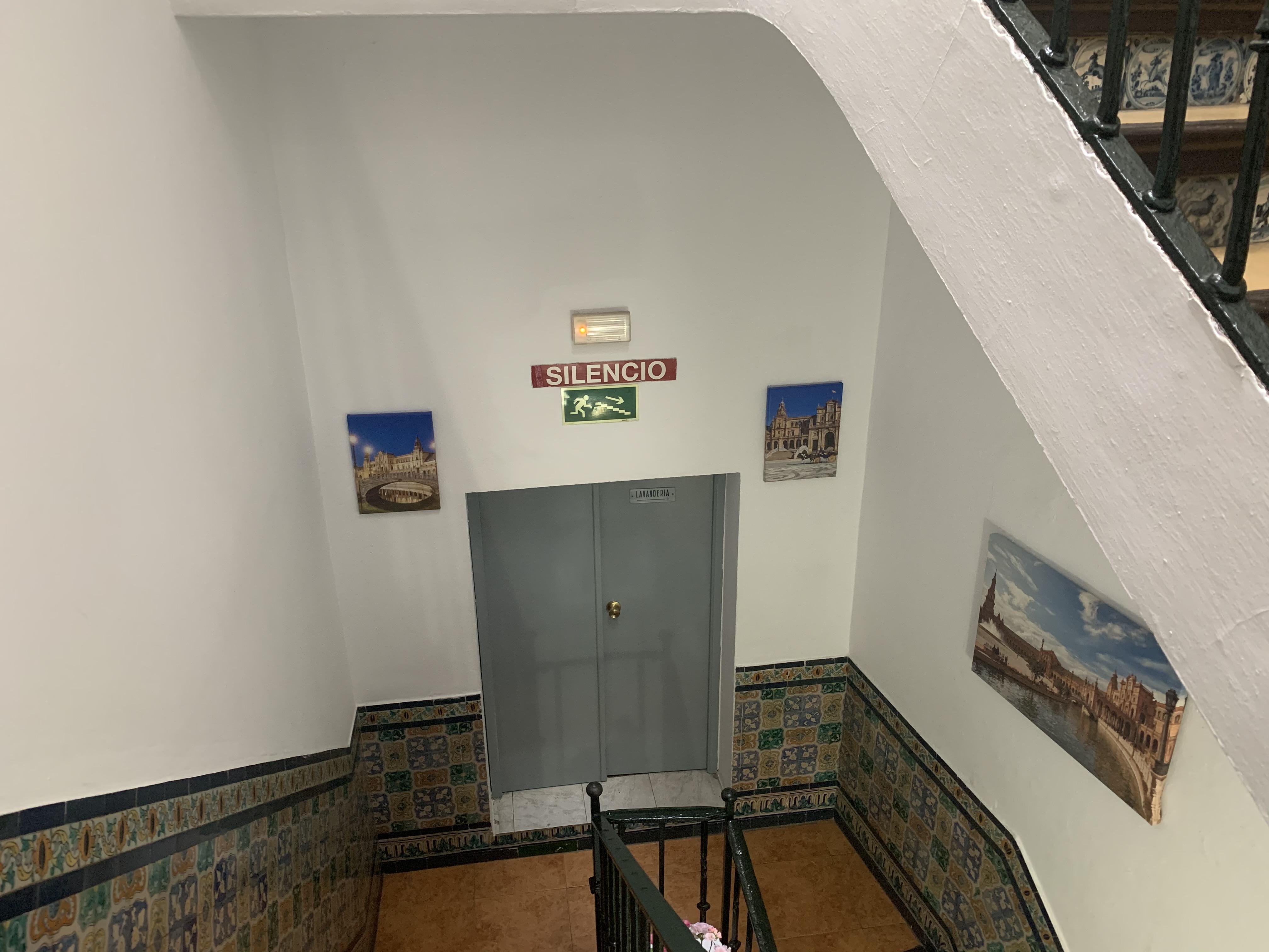 Hostal Alcobia Sevilla Dış mekan fotoğraf