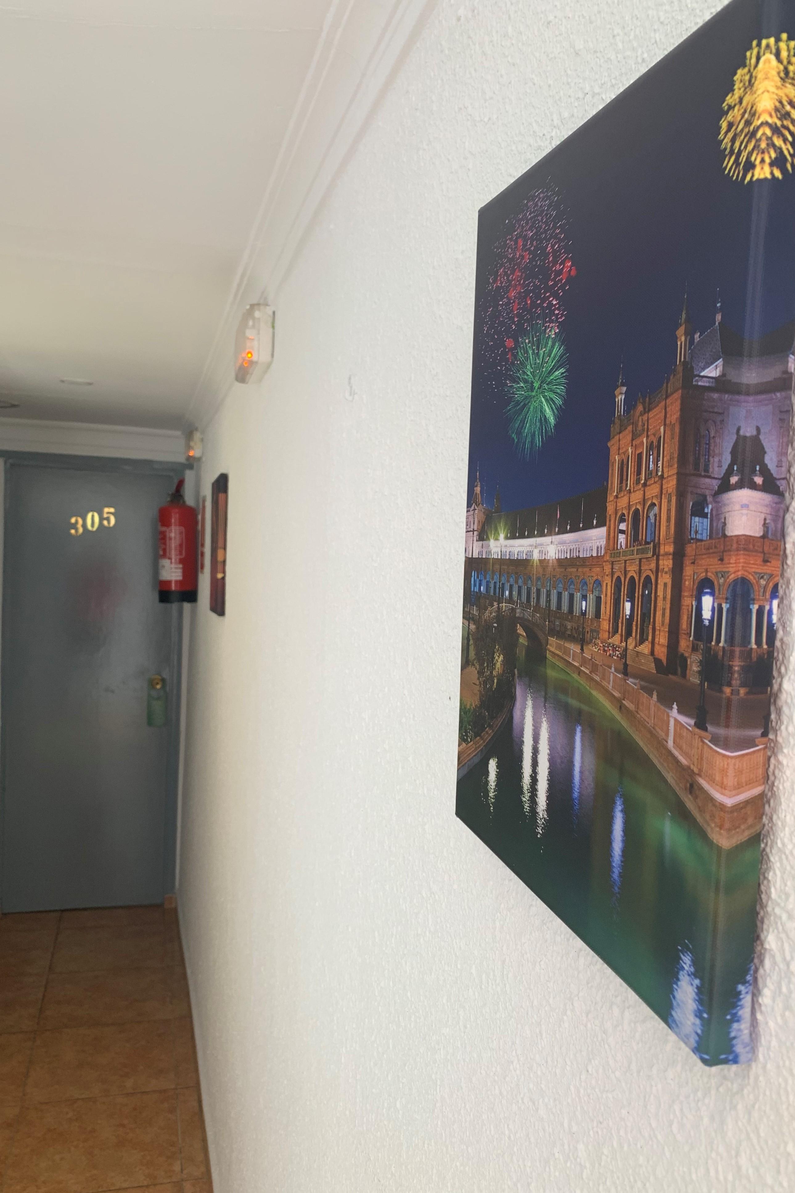 Hostal Alcobia Sevilla Dış mekan fotoğraf
