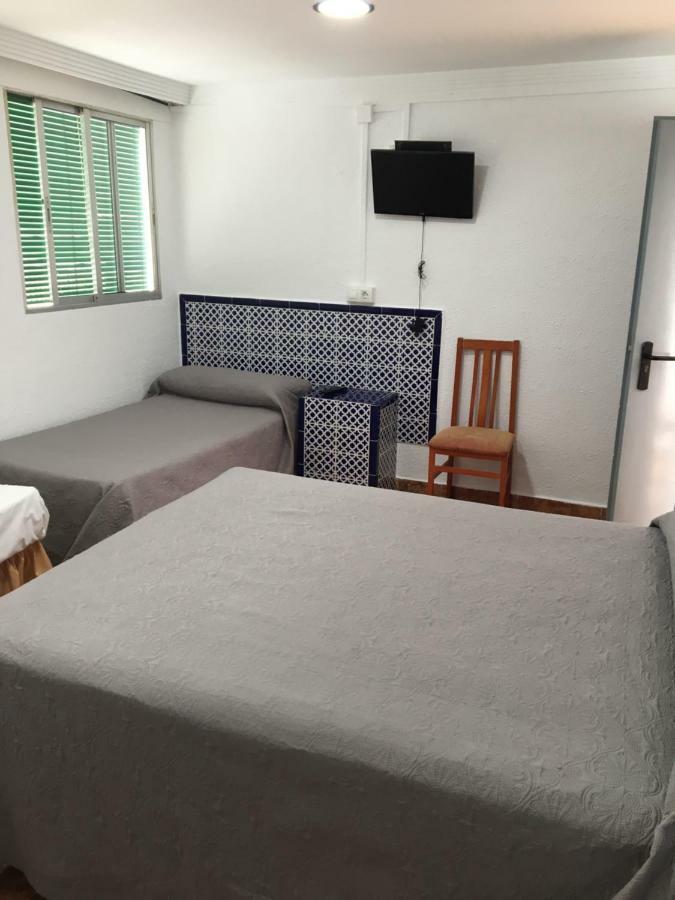 Hostal Alcobia Sevilla Dış mekan fotoğraf