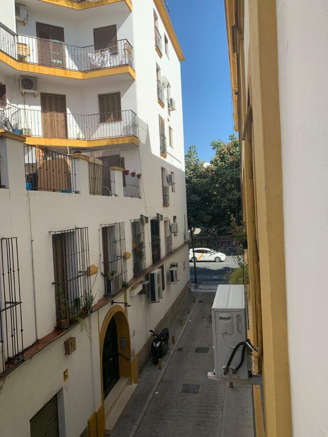 Hostal Alcobia Sevilla Dış mekan fotoğraf