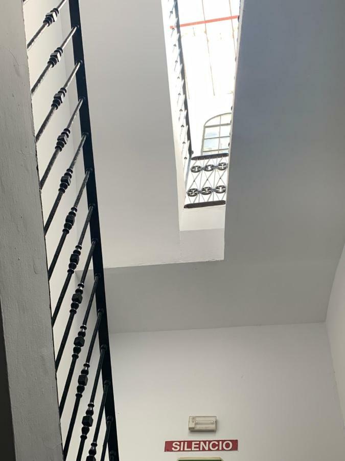 Hostal Alcobia Sevilla Dış mekan fotoğraf